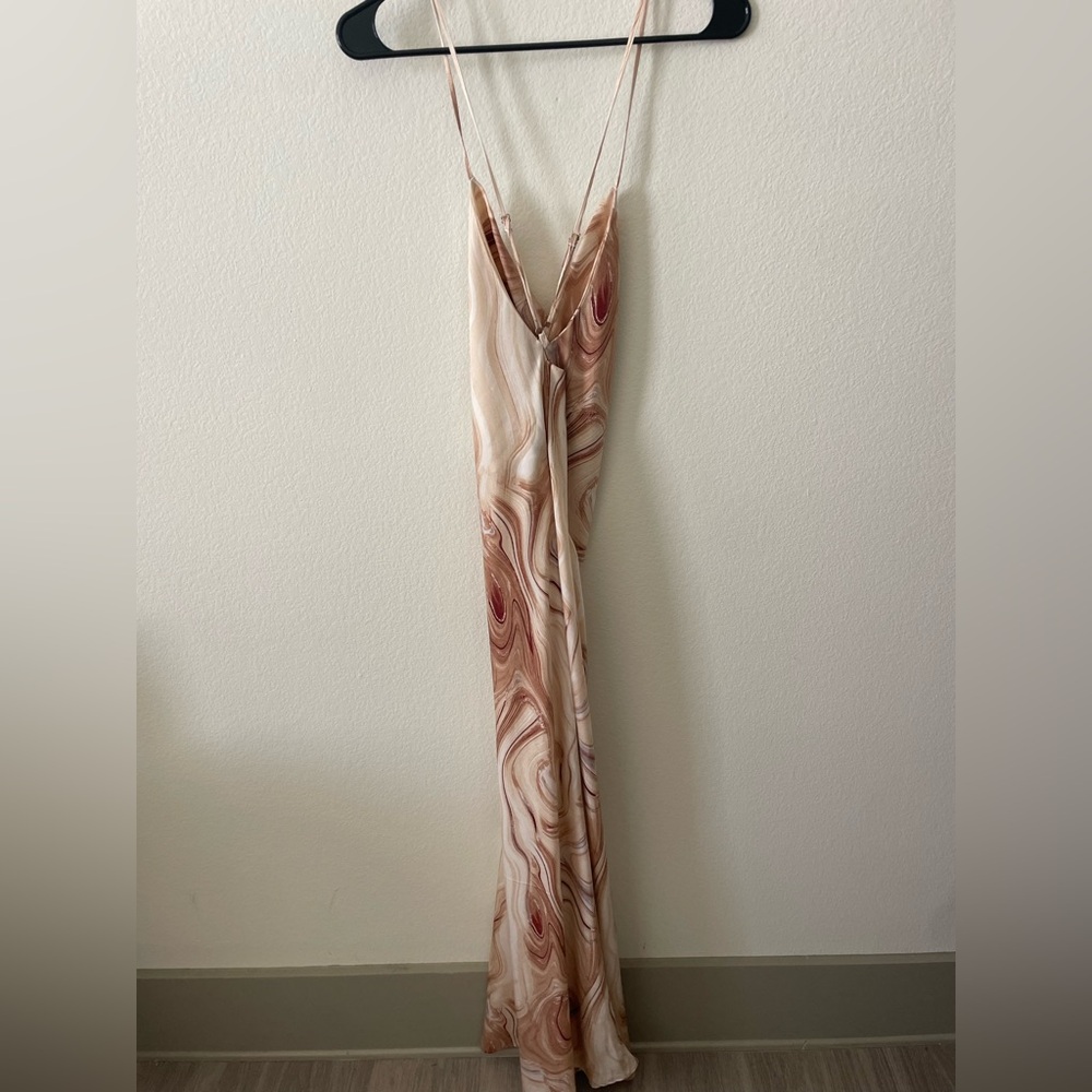 Know One Cares Chic Marble Pattern Midi Dress - image 4